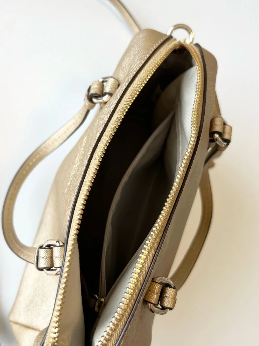 Coach gold leather crossbody bag NWOT Neutral Small purse Luxury bag Duffel